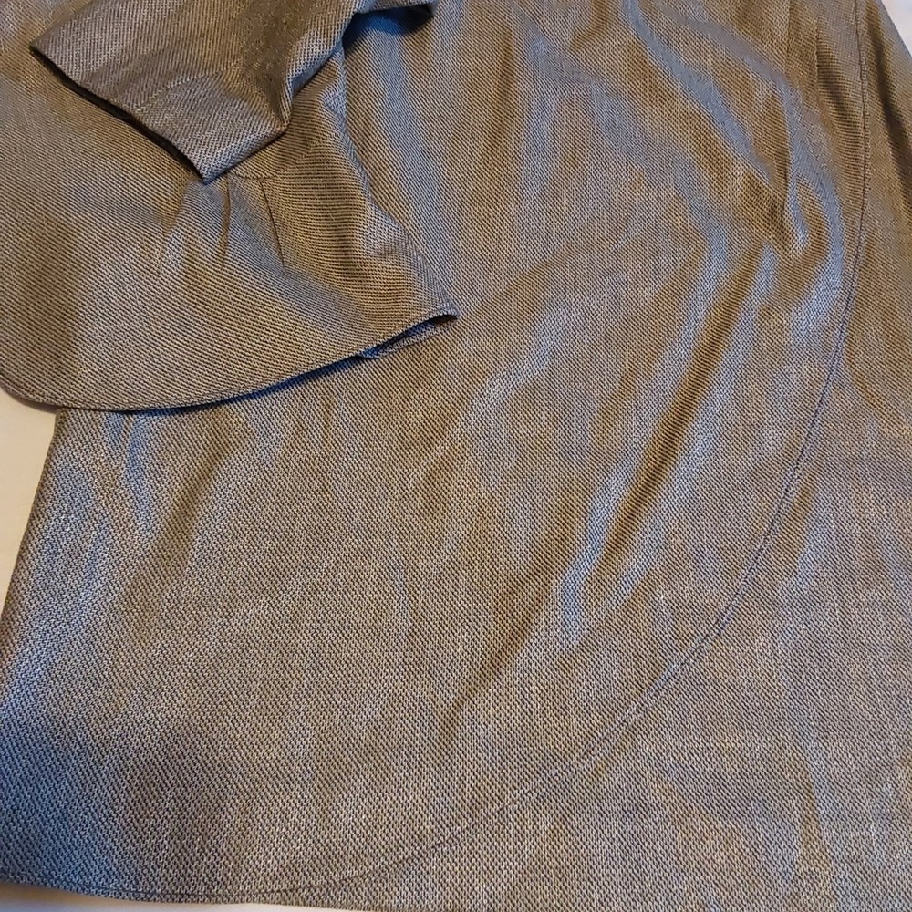 TAHARI Skirt Suit‎ Women Size 4 Gray Tweed Blazer Jacket With Snap Toggle - Picture 9 of 15
